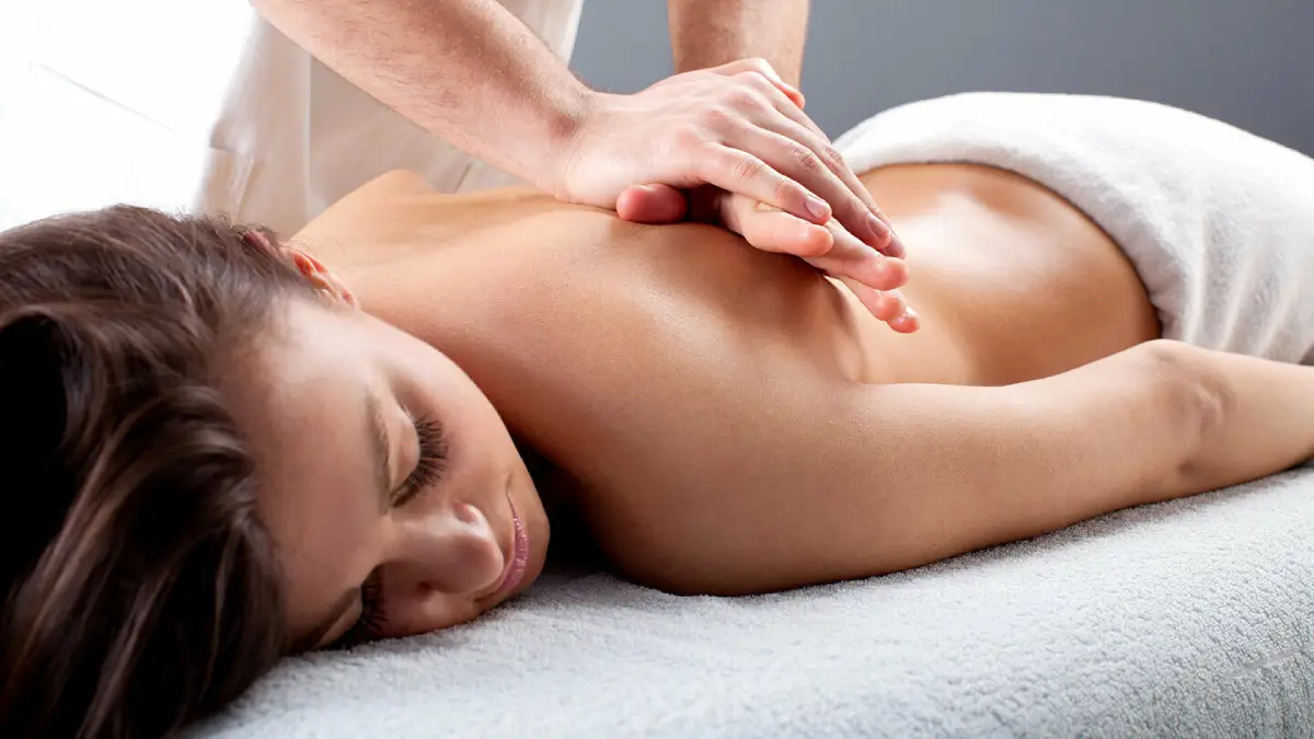 Lomi Lomi Massage
