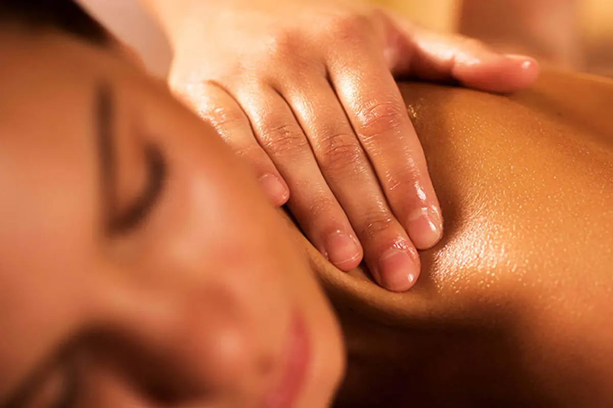 Wie eine sexy erotische Massage zu geben?